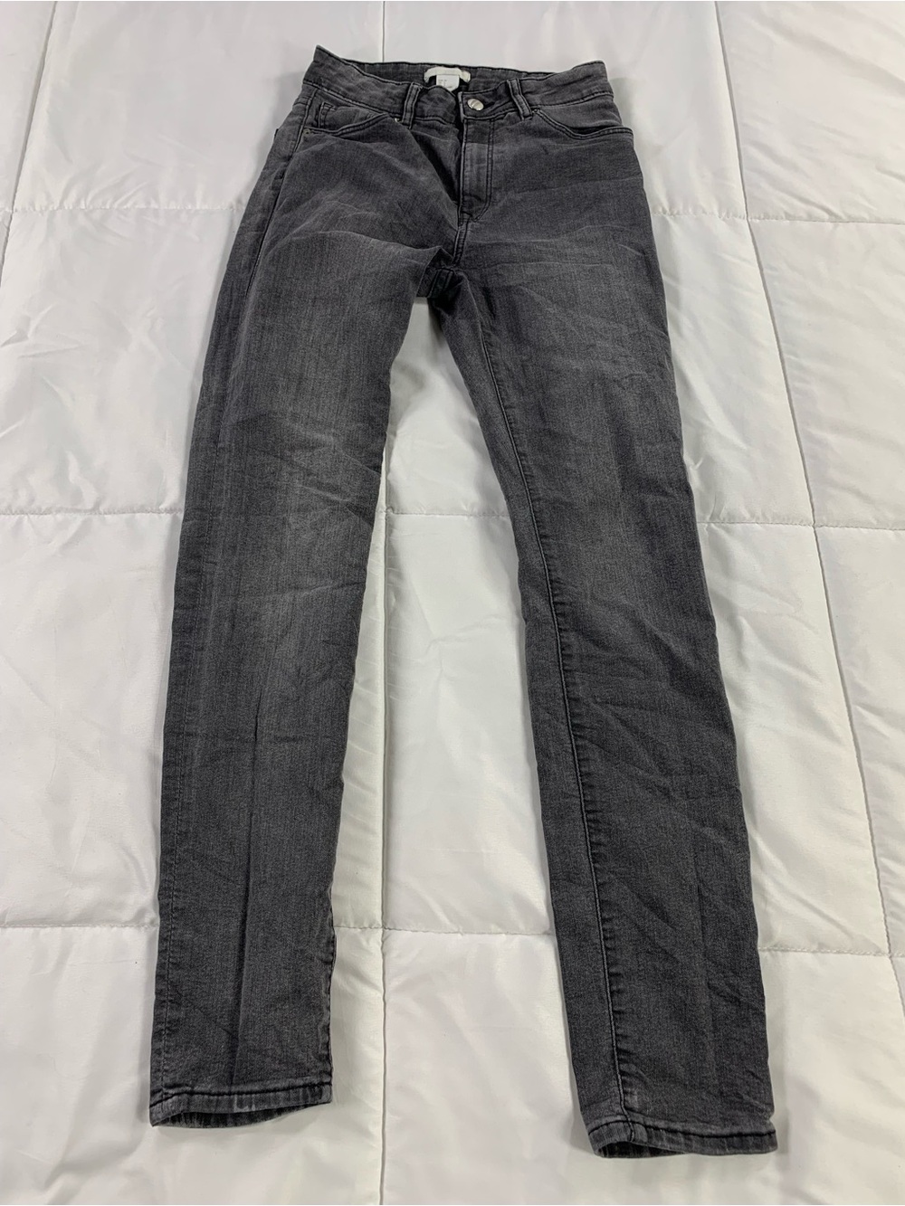 Pre loved H&M jeans womens size 6